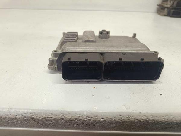 BOITIER MOTEUR VW/AUDI/SEAT/SKODA - Vue 2